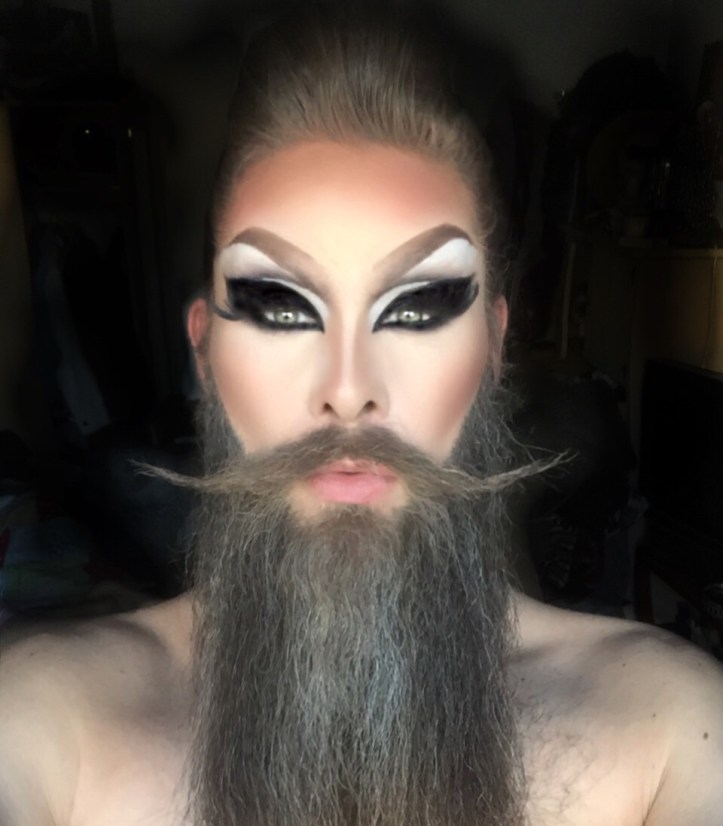 Facetune_10-07-2018-16-34-59